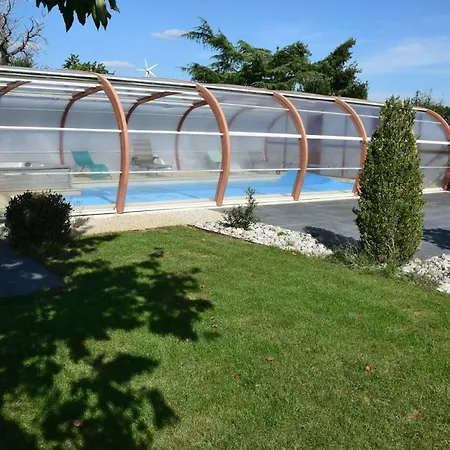 Les Chenevottes Pensión Cherveux