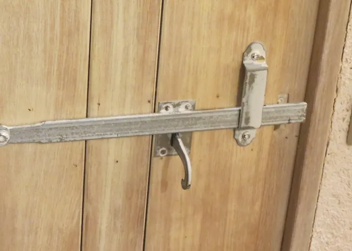 Les Chenevottes Pensión 4*