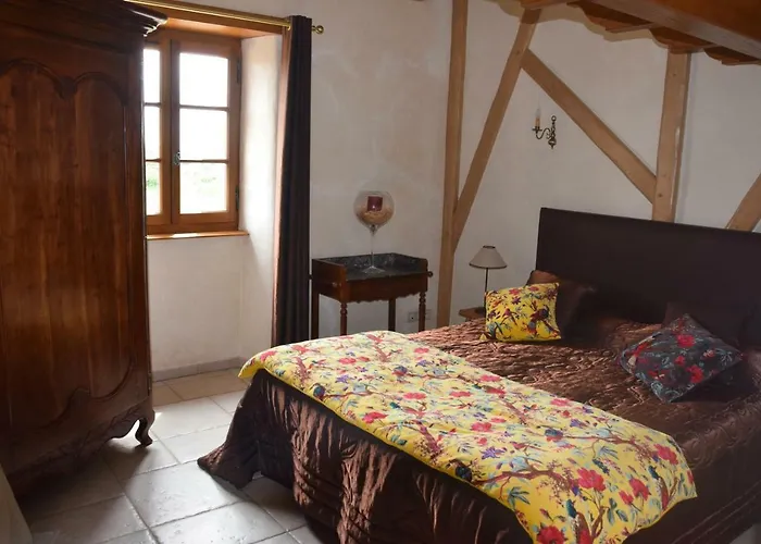 Les Chenevottes Pensión 4*